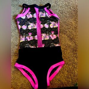 Girls medium dance outfits